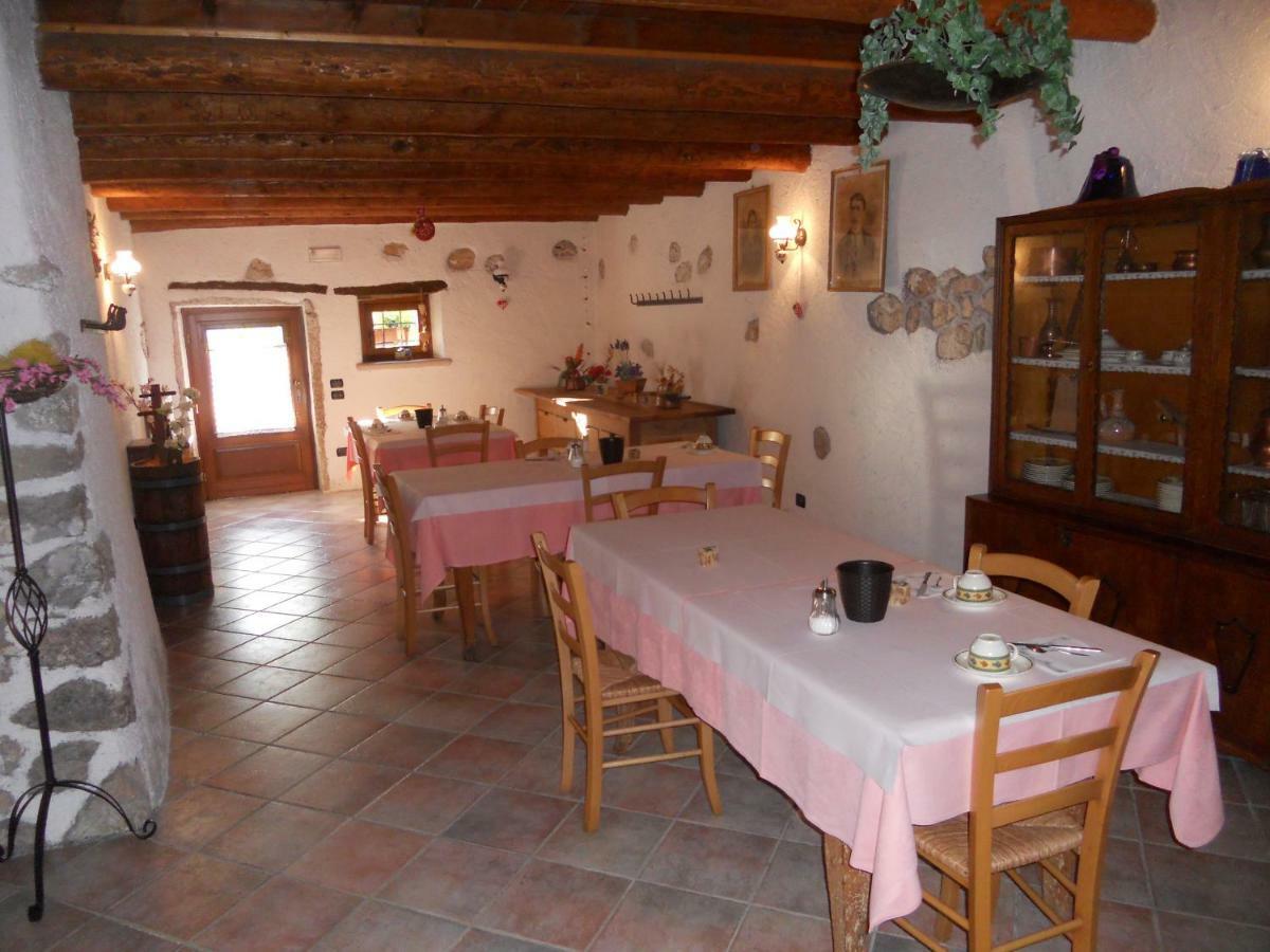 Agriturismo Lusani Caprino Veronese Exterior foto
